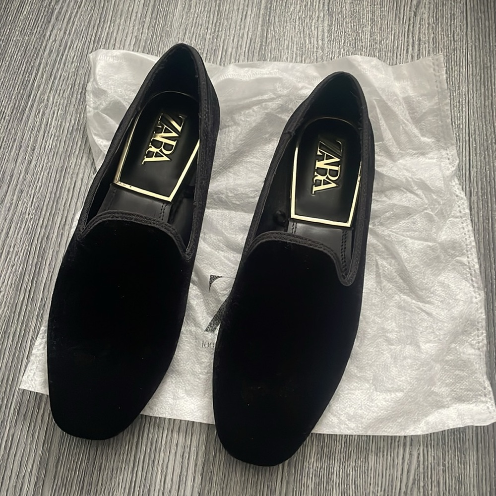 Zara Velvet Flats